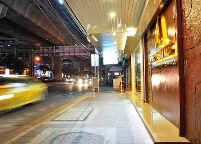 Asoke 酒店 3*