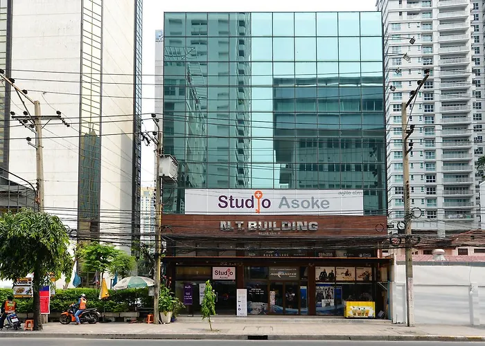 Asoke 酒店 3*